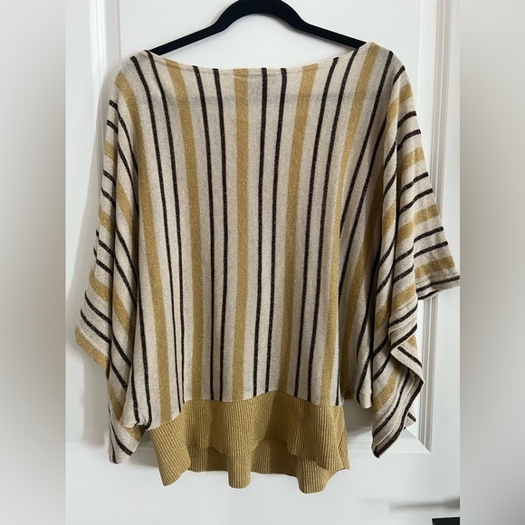 Ashley Stewart - Drape‎ Sleeve Glitter Sweater - Picture 6 of 9